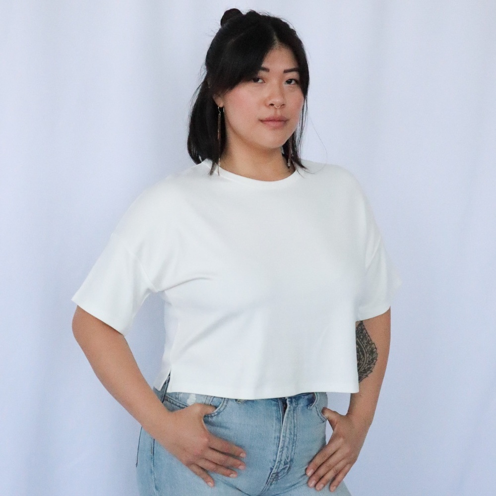The SOFTEST, MOST LUX CROPPED TEE!